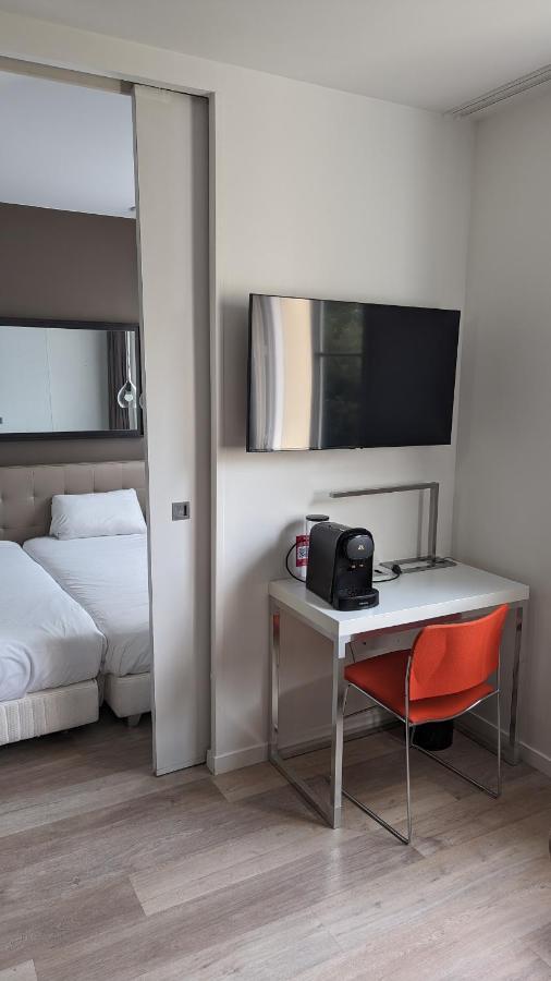 סאריס Disneyland Deluxe Flat, Outside Pool, Climatisation, 1 Min To Disney Parks מראה חיצוני תמונה